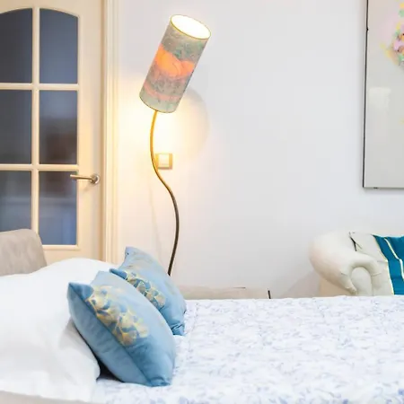 Sh Piluca's Home. Moderno Con Patio * Cádiz