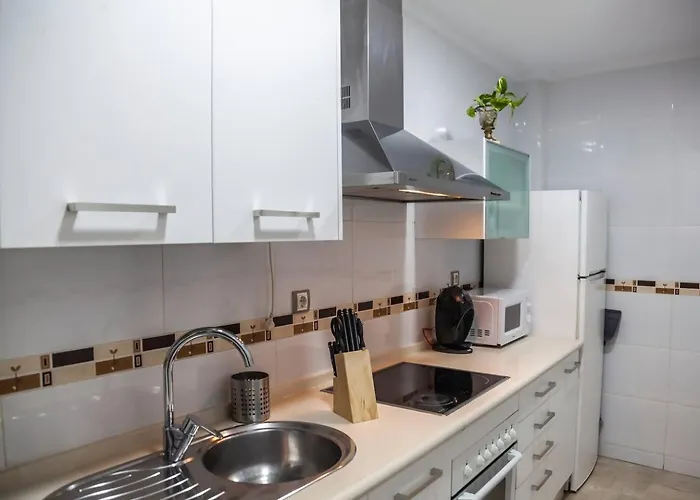 Sh Piluca's Home. Moderno Con Patio * Cádiz