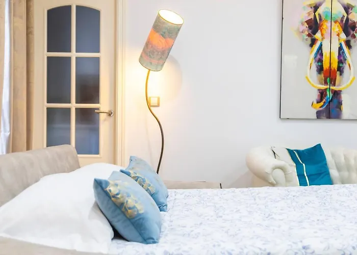 Sh Piluca's Home. Moderno Con Patio * Cadiz