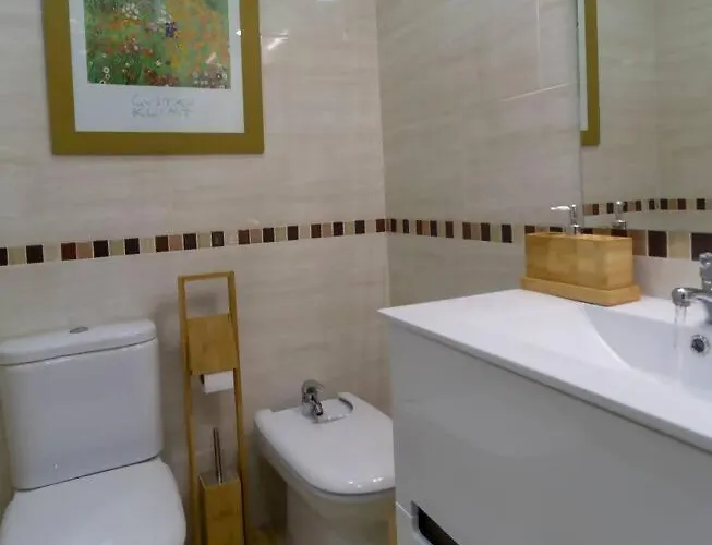 Sh Piluca's Home. Moderno Con Patio Apartment