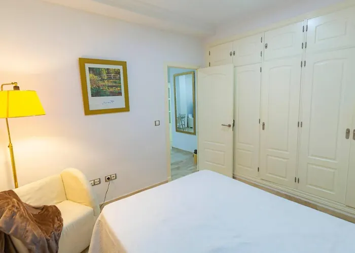 Apartment Sh Piluca's Home. Moderno Con Patio