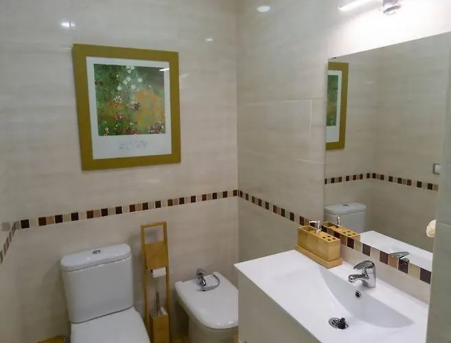 Sh Piluca's Home. Moderno Con Patio